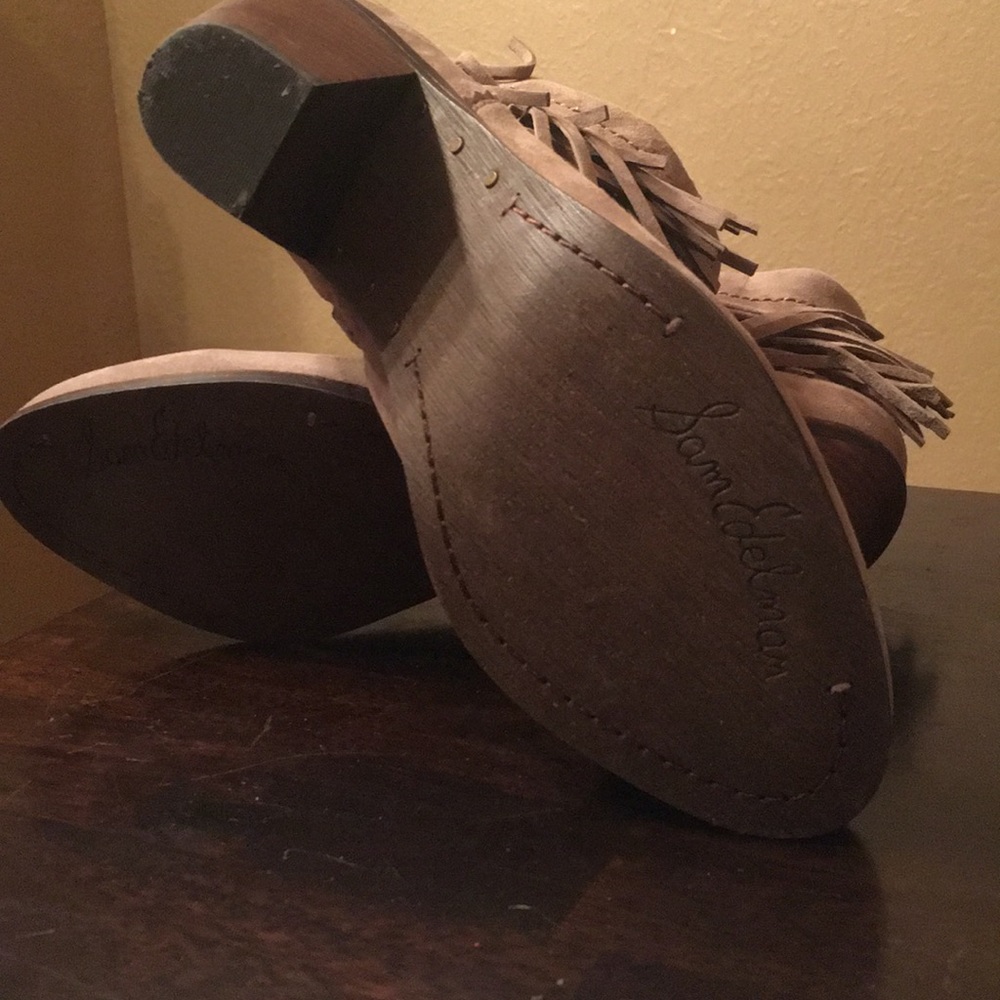 Sam Edelman brand new suede fringe tan booties NEW - Picture 4 of 6